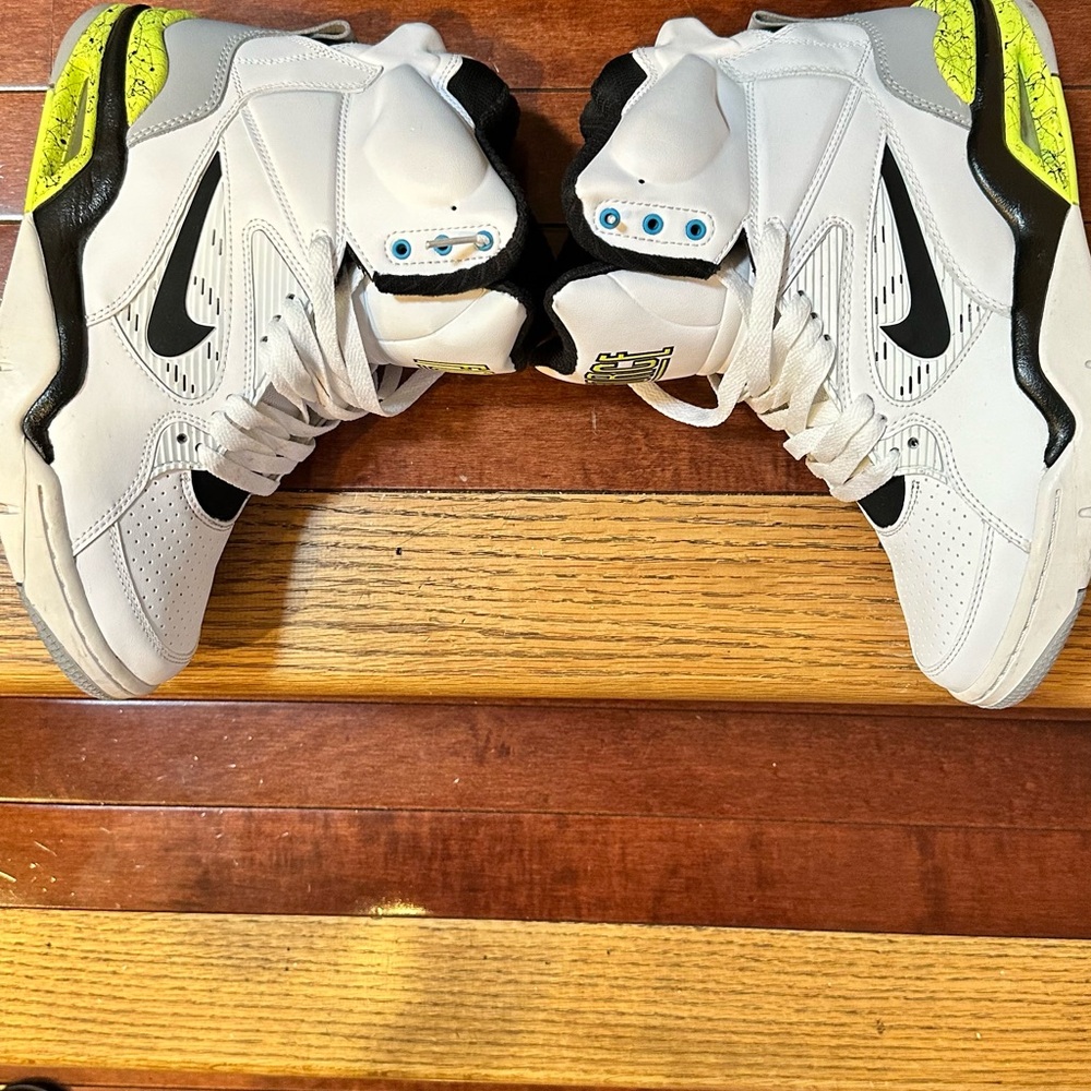 Nike Air Command Force - Picture 4 of 13